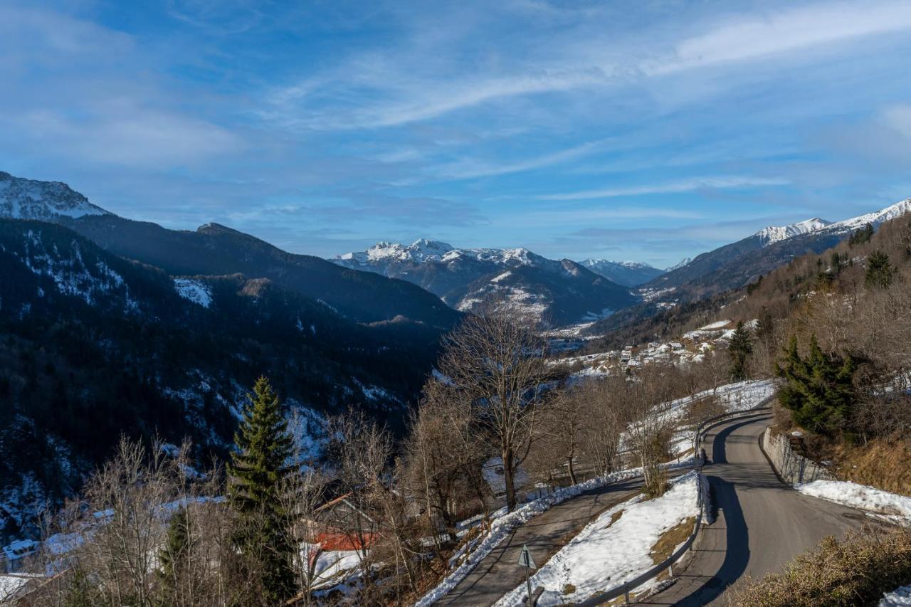 Panoramic House Carnia - Mountain View Apt With Parking And Terraces Villa Ligosullo Exterior photo